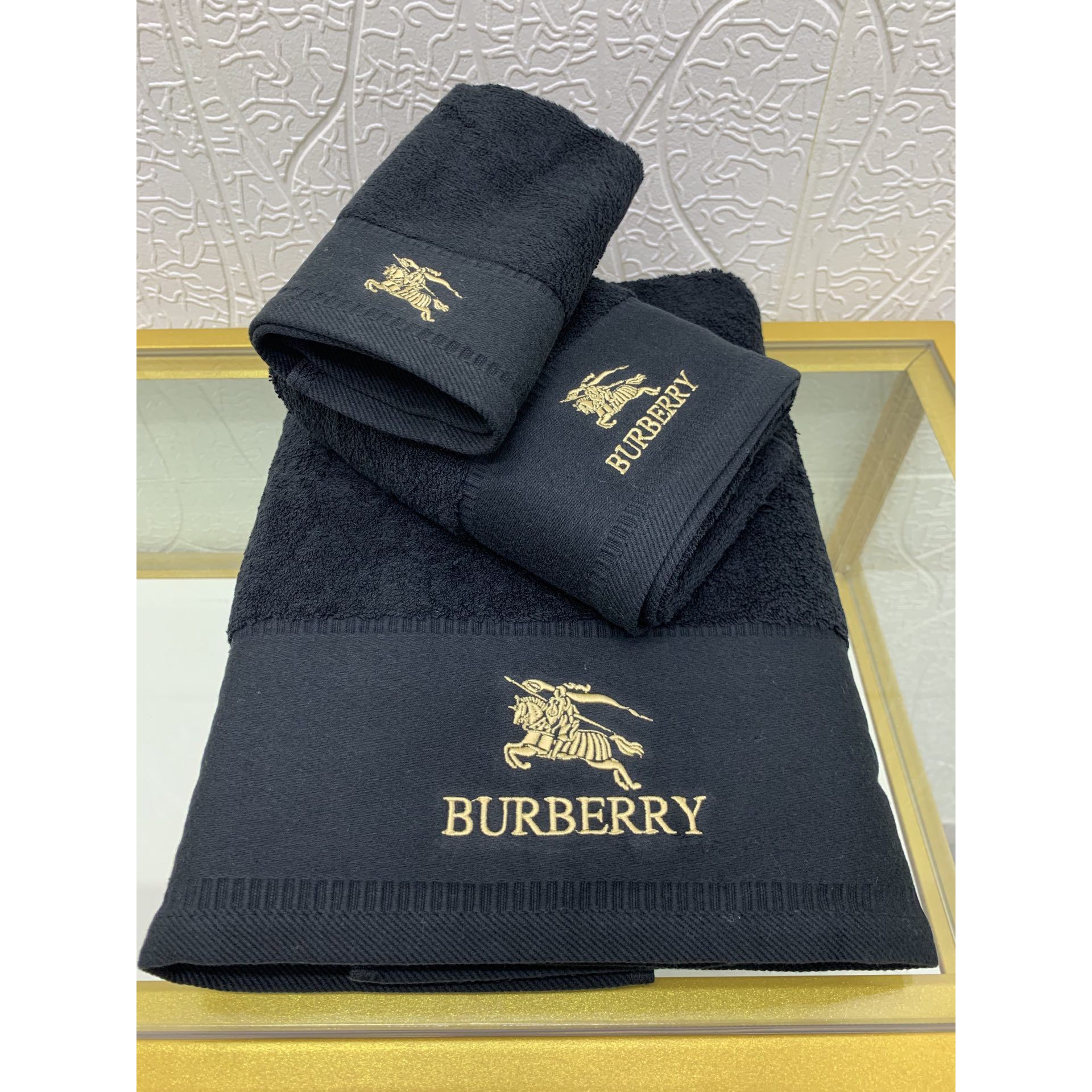 Burberry Bath Towel - Click Image to Close